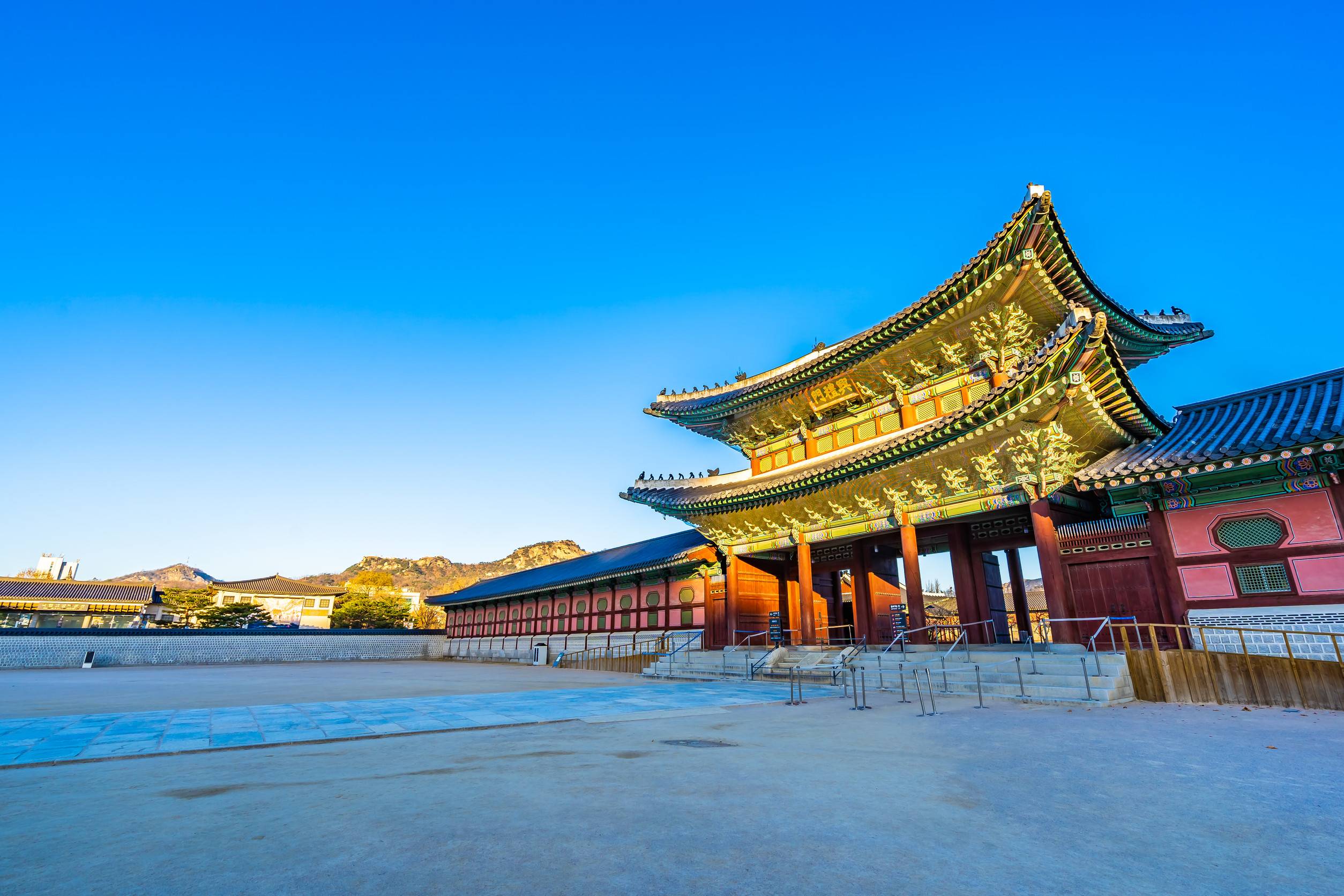 Beautiful Architecture Building Gyeongbokgung Palace In Seoul South Korea Beautiful Architecture Building Gyeongbokgung Palace In Seoul South Korea
